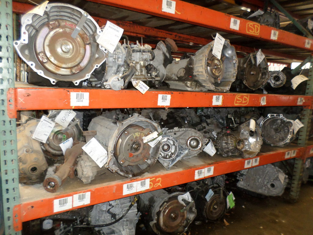 A.T.; XL-7 (2.7L) 5-SPD 4X4