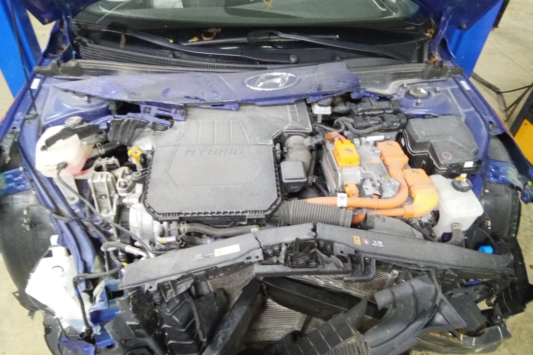 1.6 AUTO FWD 1.6L NATURALLY ASPIRATED (VIN J 8TH DIGIT HYBRID) GASOLINE