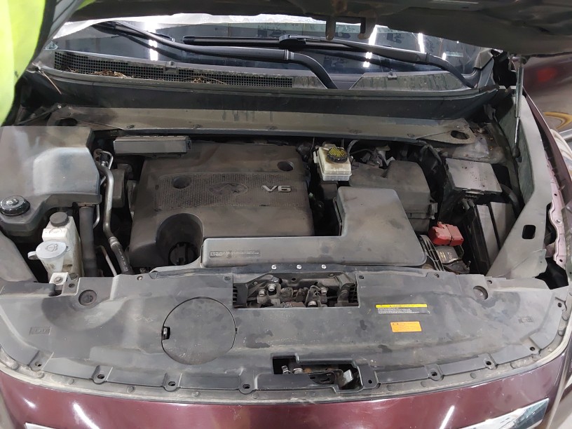 3.5 AUTO AWD 3.5L (VIN A 4TH DIGIT VQ35DE) UTR