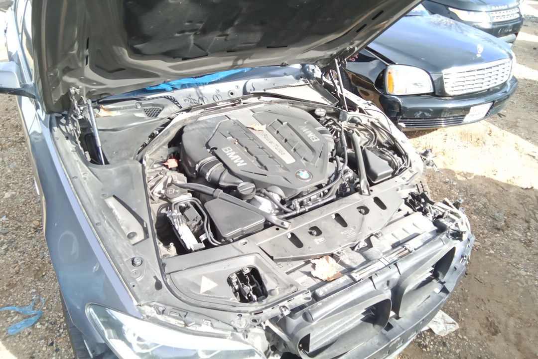 (4.4L TWIN TURBO) RWD FROM 11/01/15