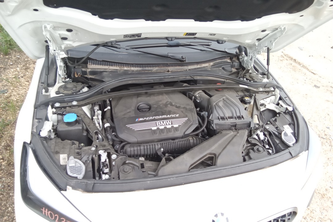 2022 BMW M235I