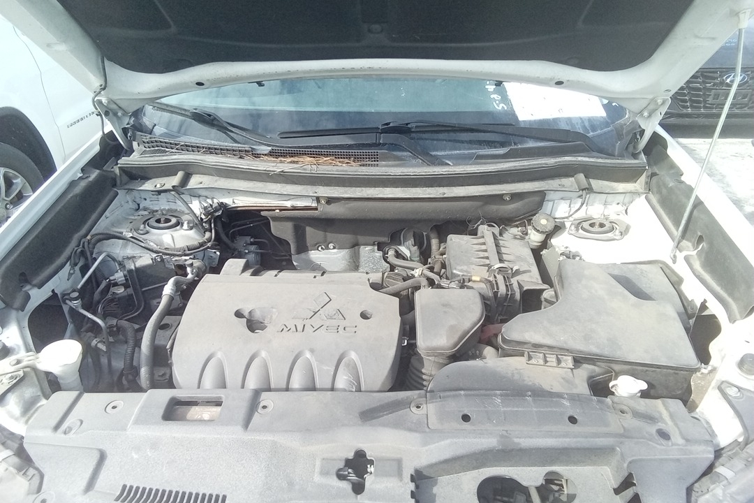 2.4L (VIN 3 8TH DIGIT)