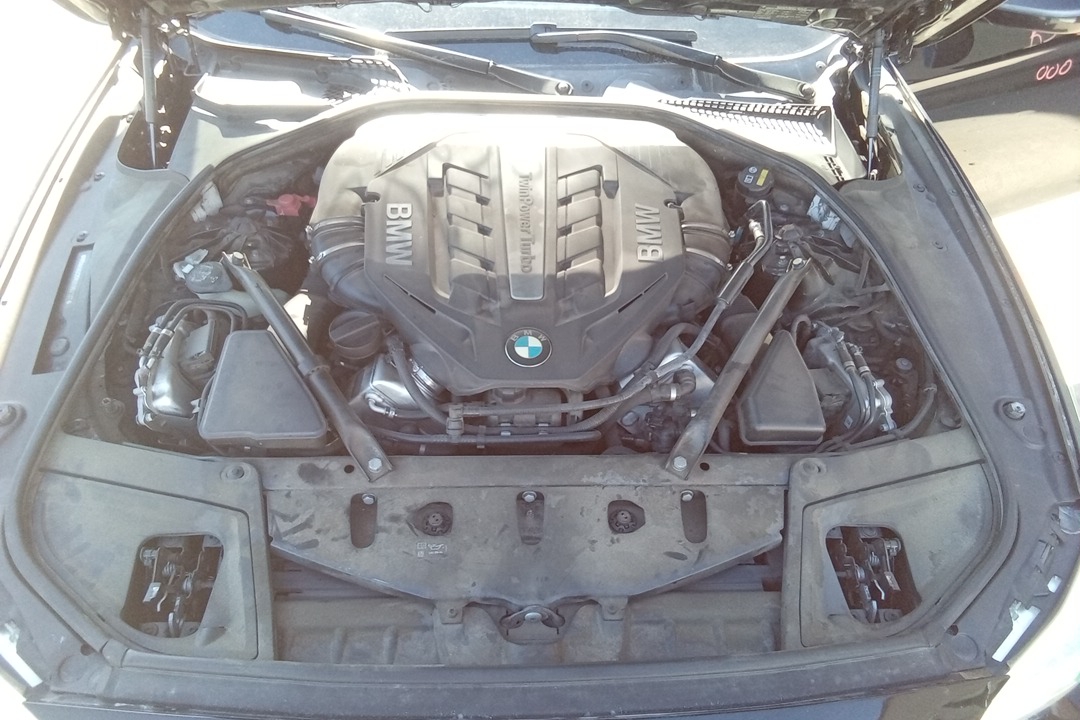 (4.4L TWIN TURBO) RWD FROM 11/01/15