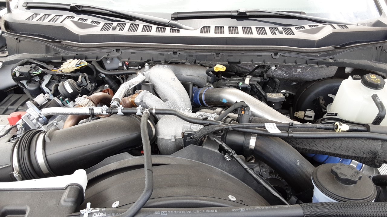 6.7 AUTO 4X4 6.7L VIN T (8TH DIGIT) LOW SULFUR DIESEL