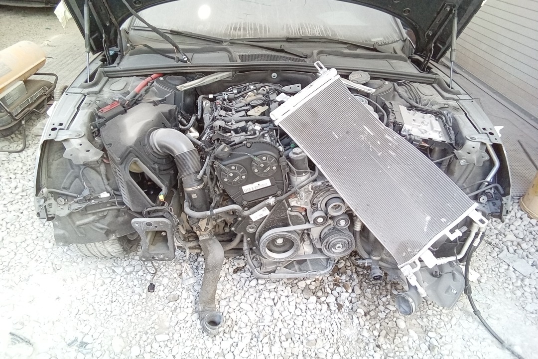 2.0 AUTO AWD (2.0L) VIN A 5TH DIGIT UTR
