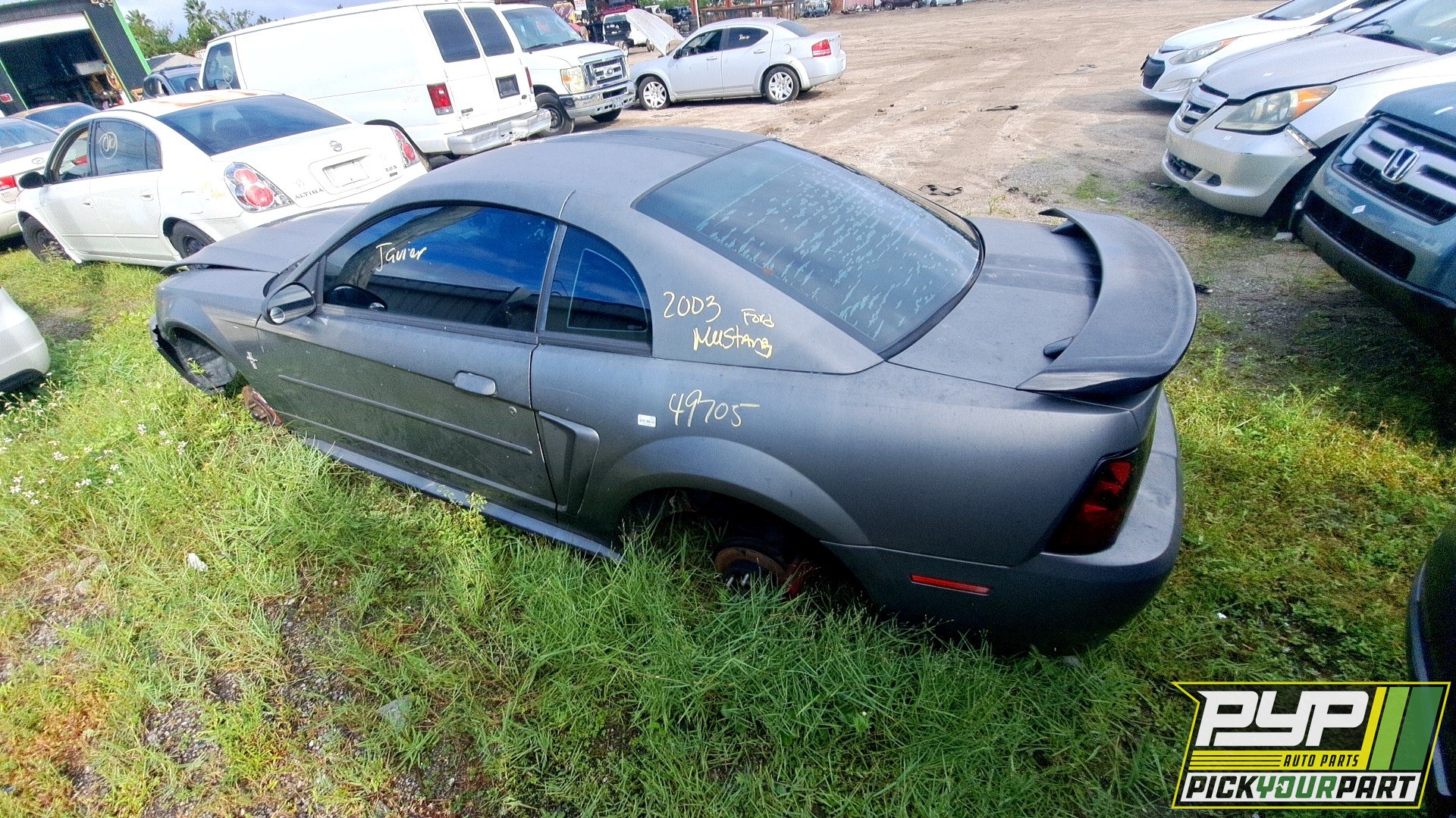 2003 FORD MUSTANG available for parts