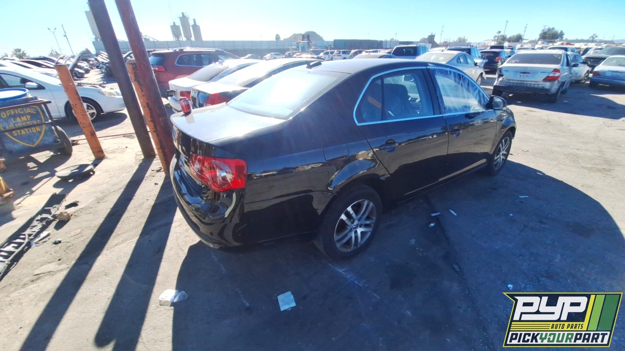 2006 VOLKSWAGEN JETTA partes disponibles