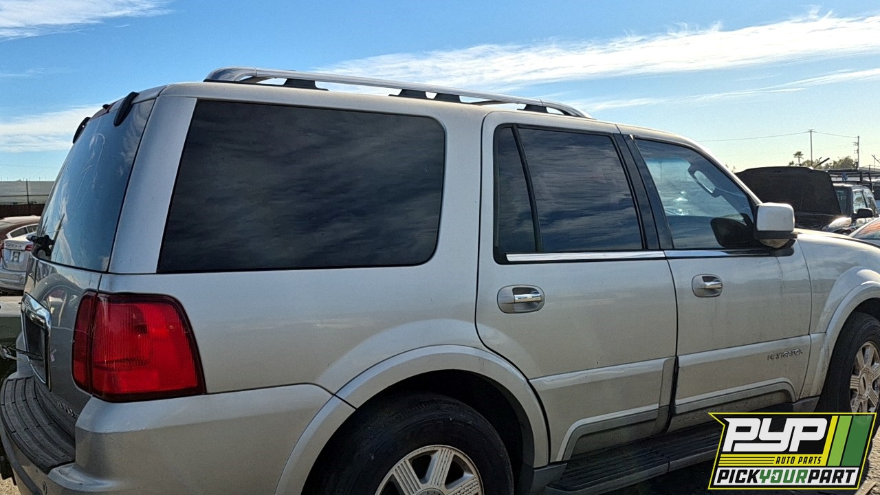 2004 LINCOLN NAVIGATOR available for parts