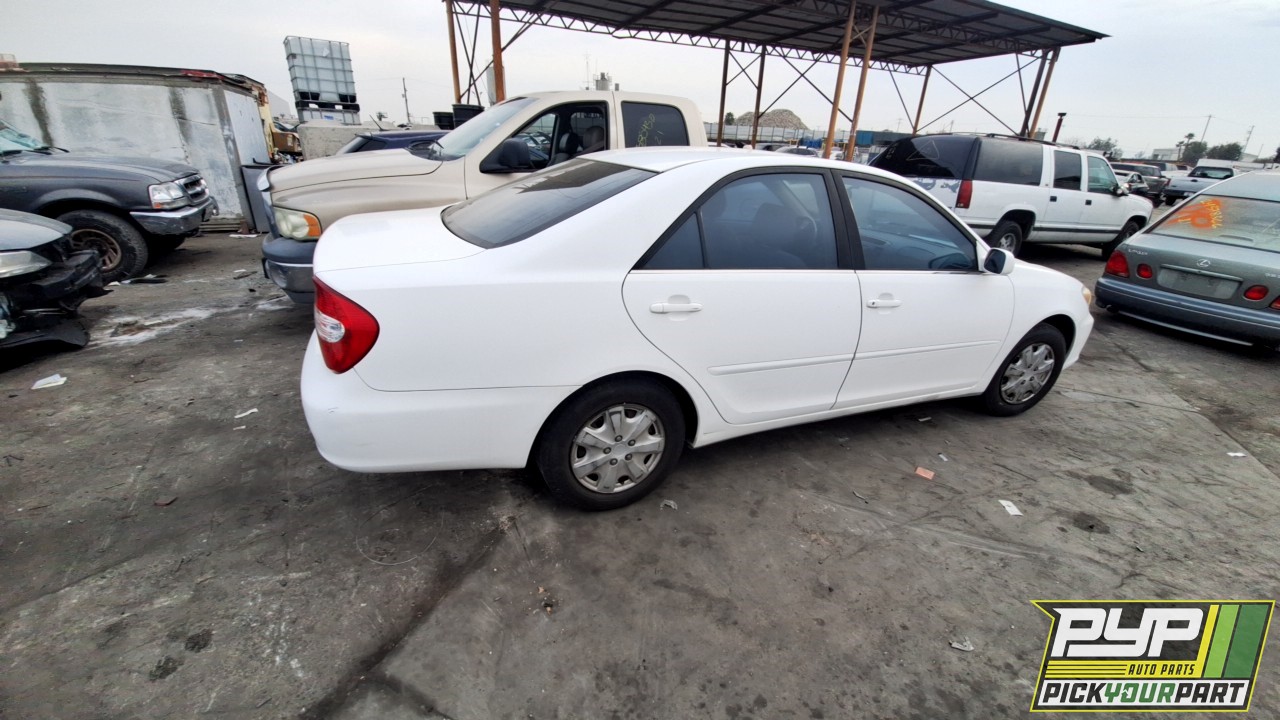 2002 TOYOTA CAMRY partes disponibles