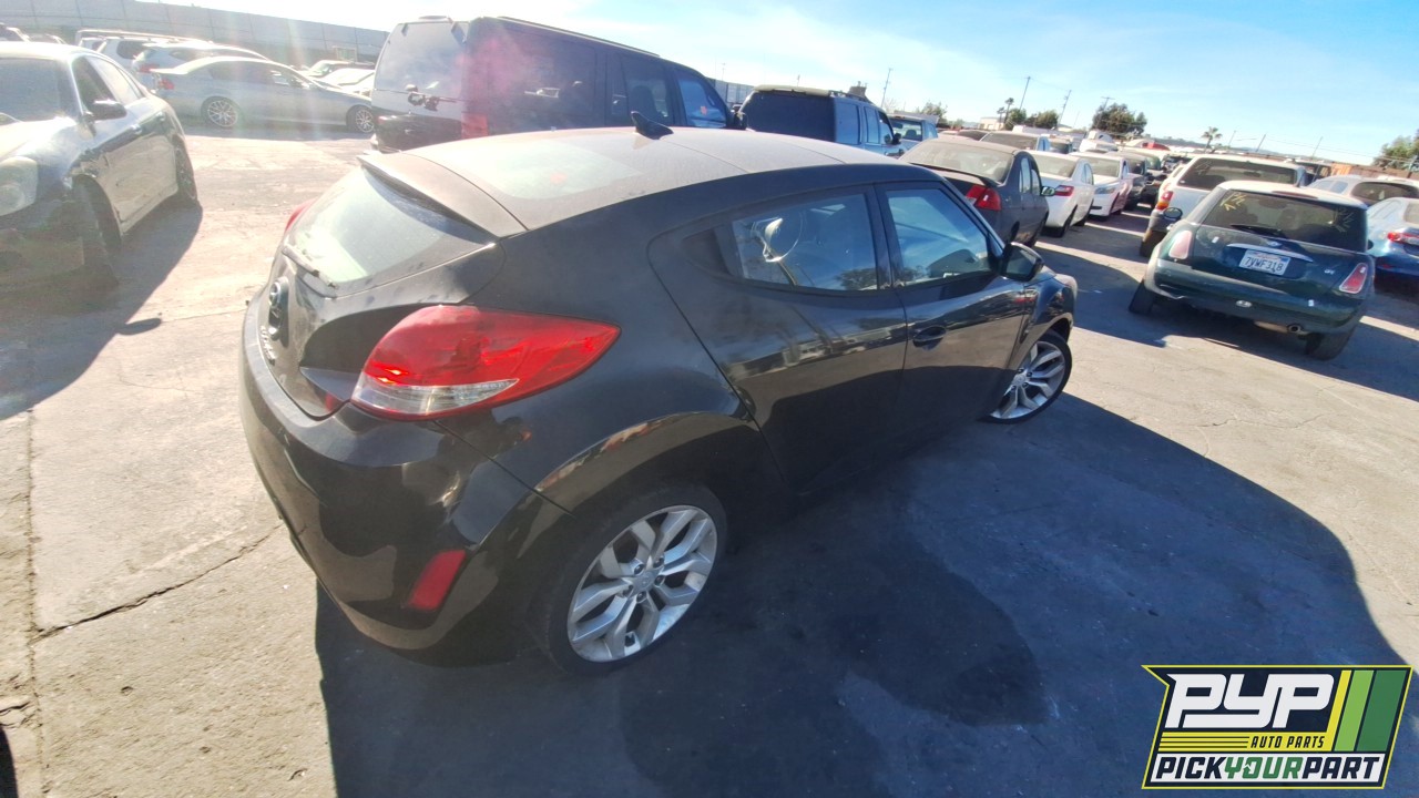 2013 HYUNDAI VELOSTER partes disponibles