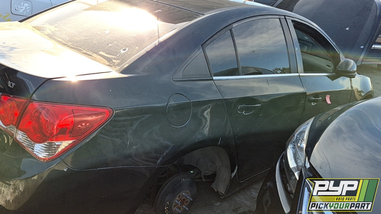 2013 CHEVROLET CRUZE partes disponibles