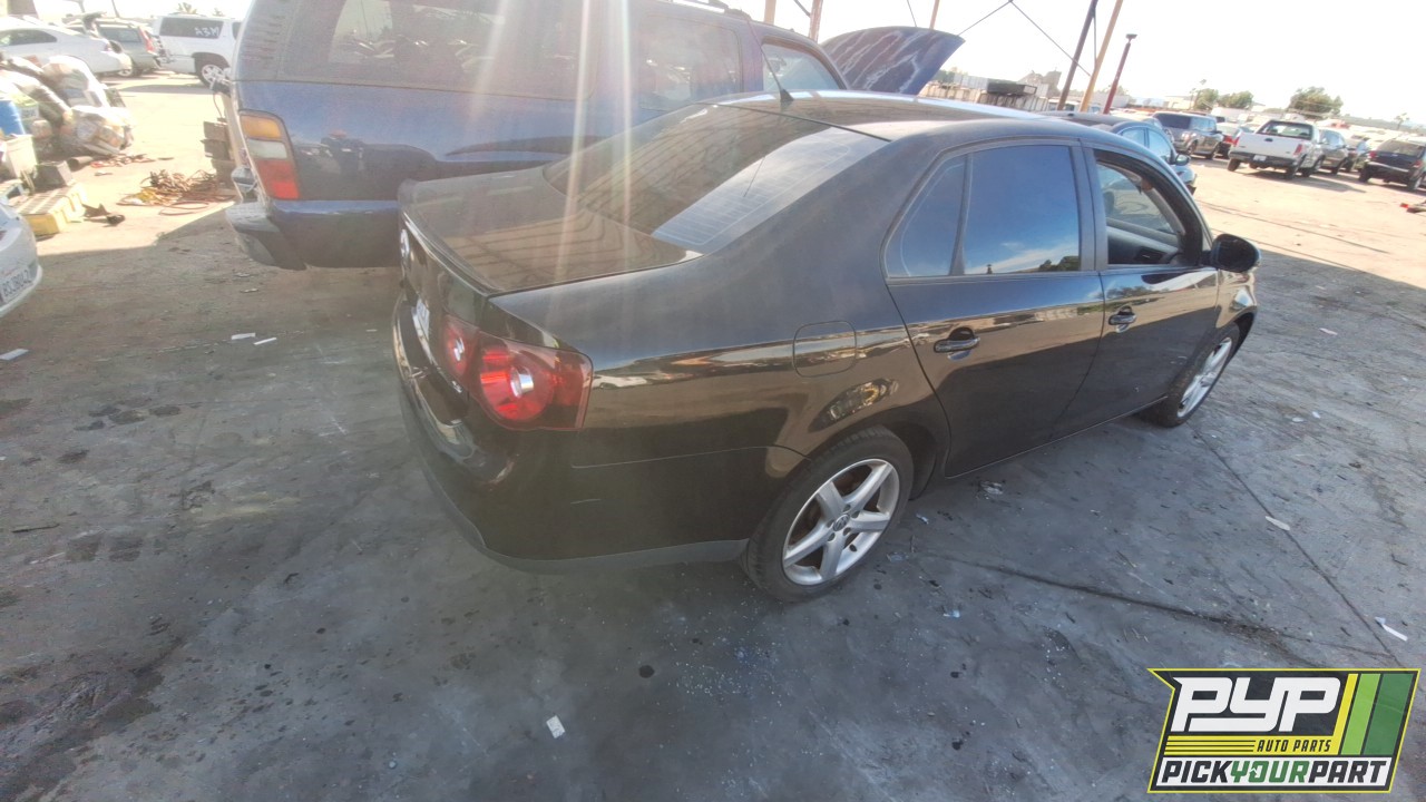2010 VOLKSWAGEN JETTA partes disponibles