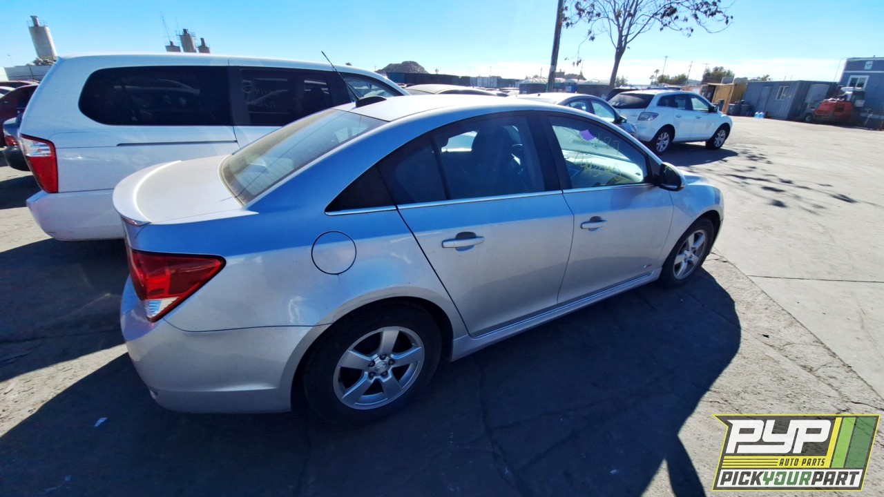 2015 CHEVROLET CRUZE partes disponibles