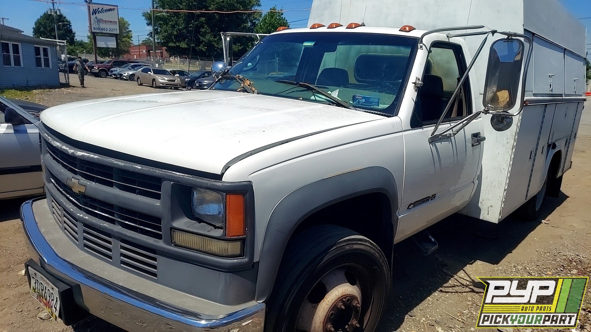 2000 CHEVROLET C3500HD available for parts