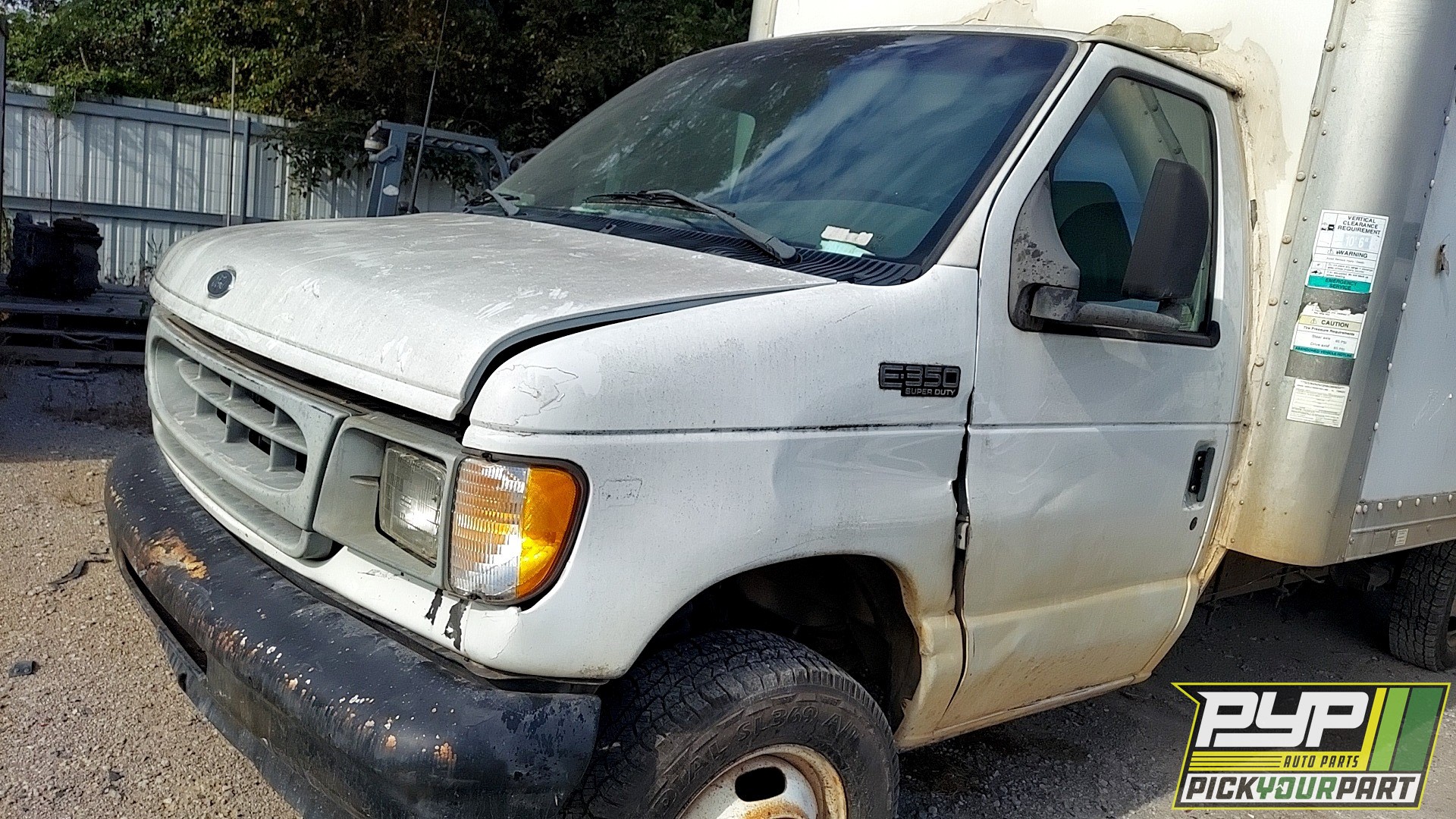 2002 FORD ECONOLINE available for parts