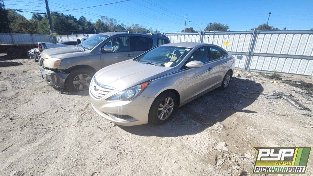 2011 HYUNDAI SONATA available for parts