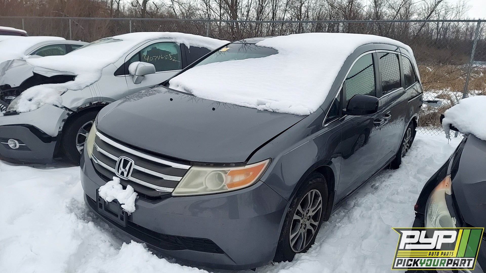 2012 HONDA ODYSSEY available for parts