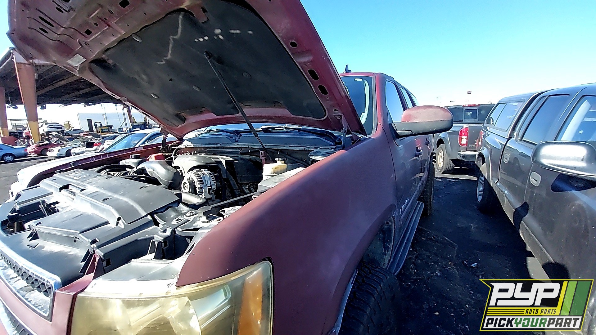 2007 CHEVROLET TAHOE available for parts