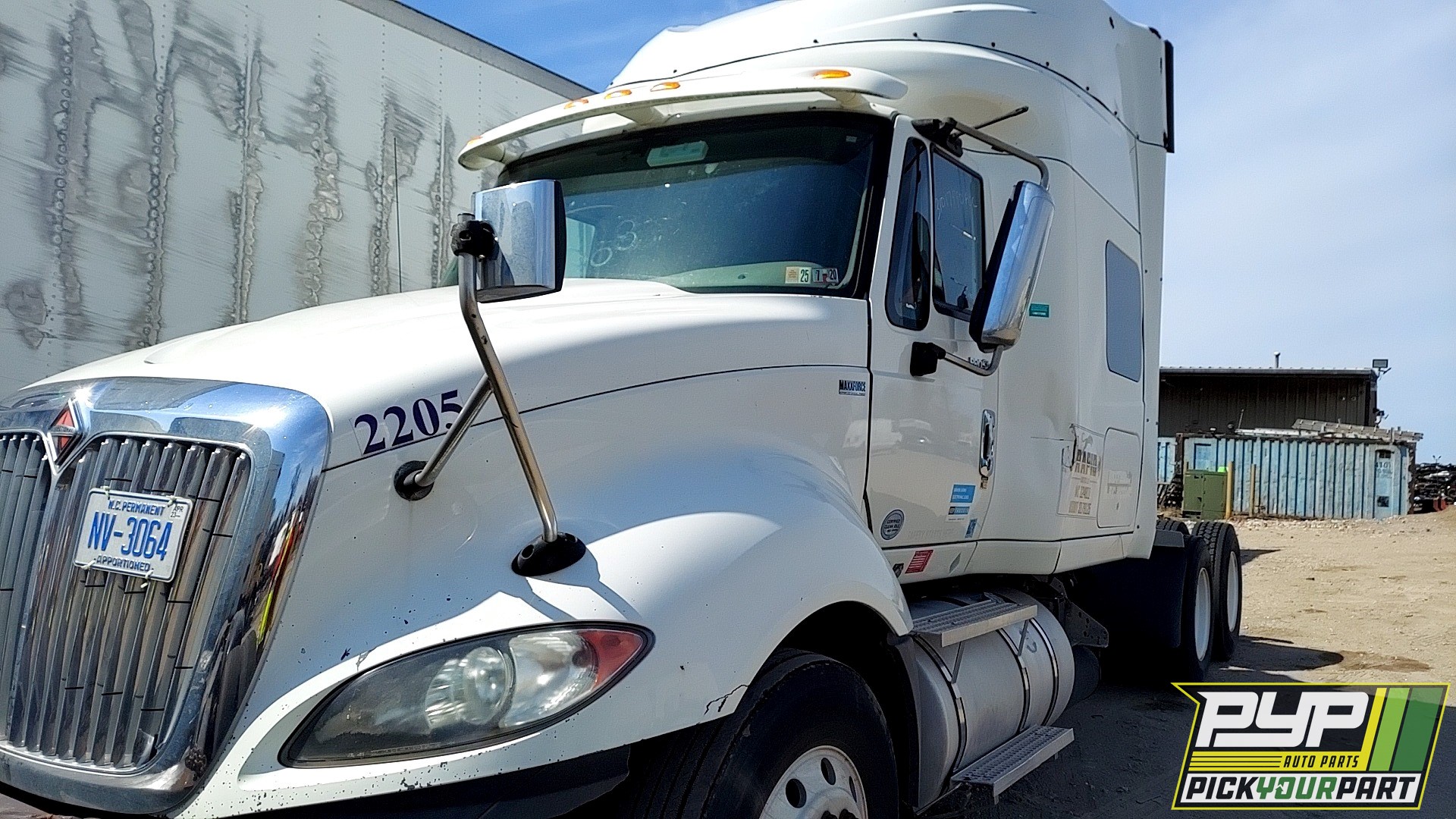 2013 OTHER SEMI TRUCK available for parts