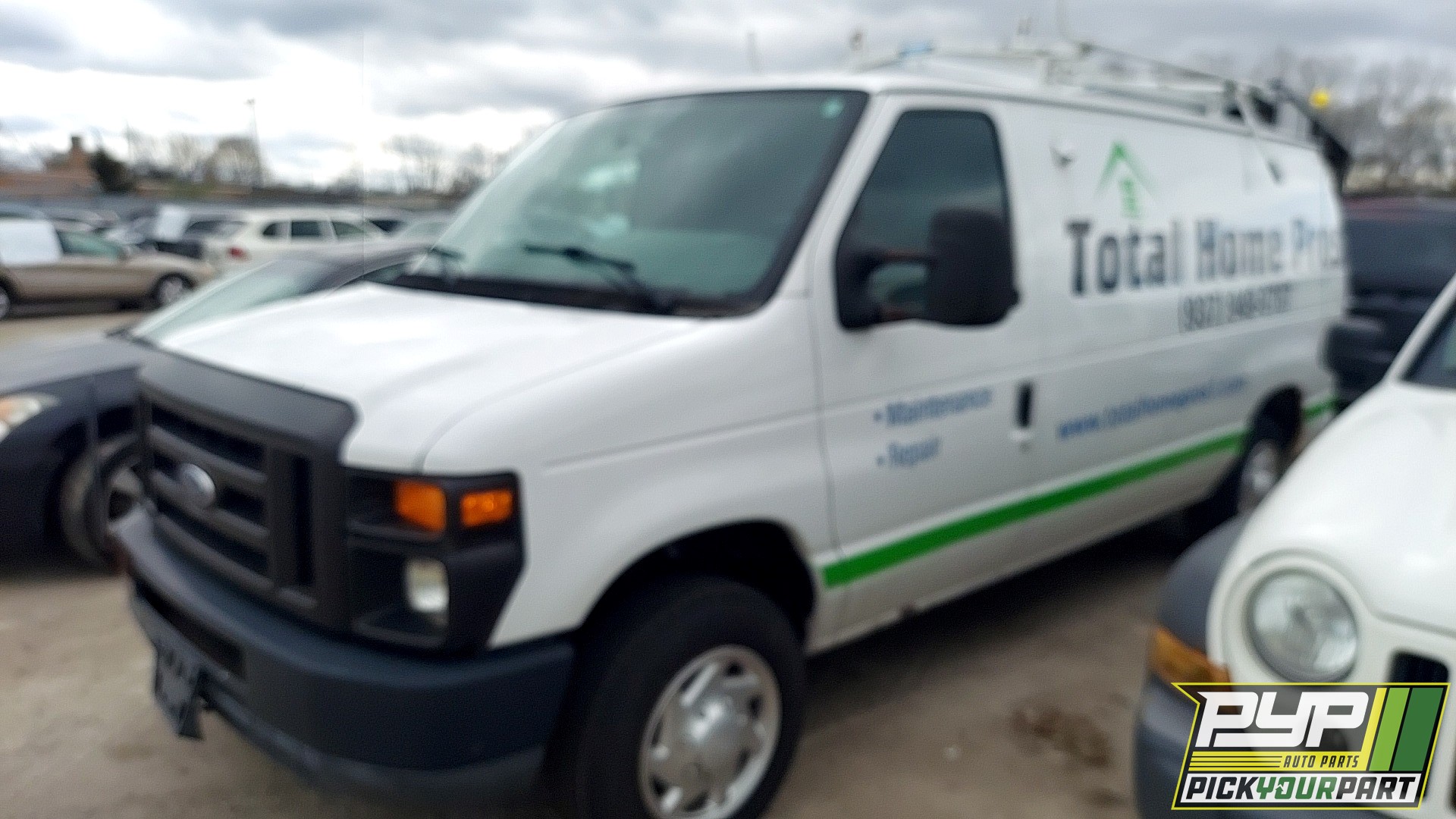 2011 FORD E-150 partes disponibles