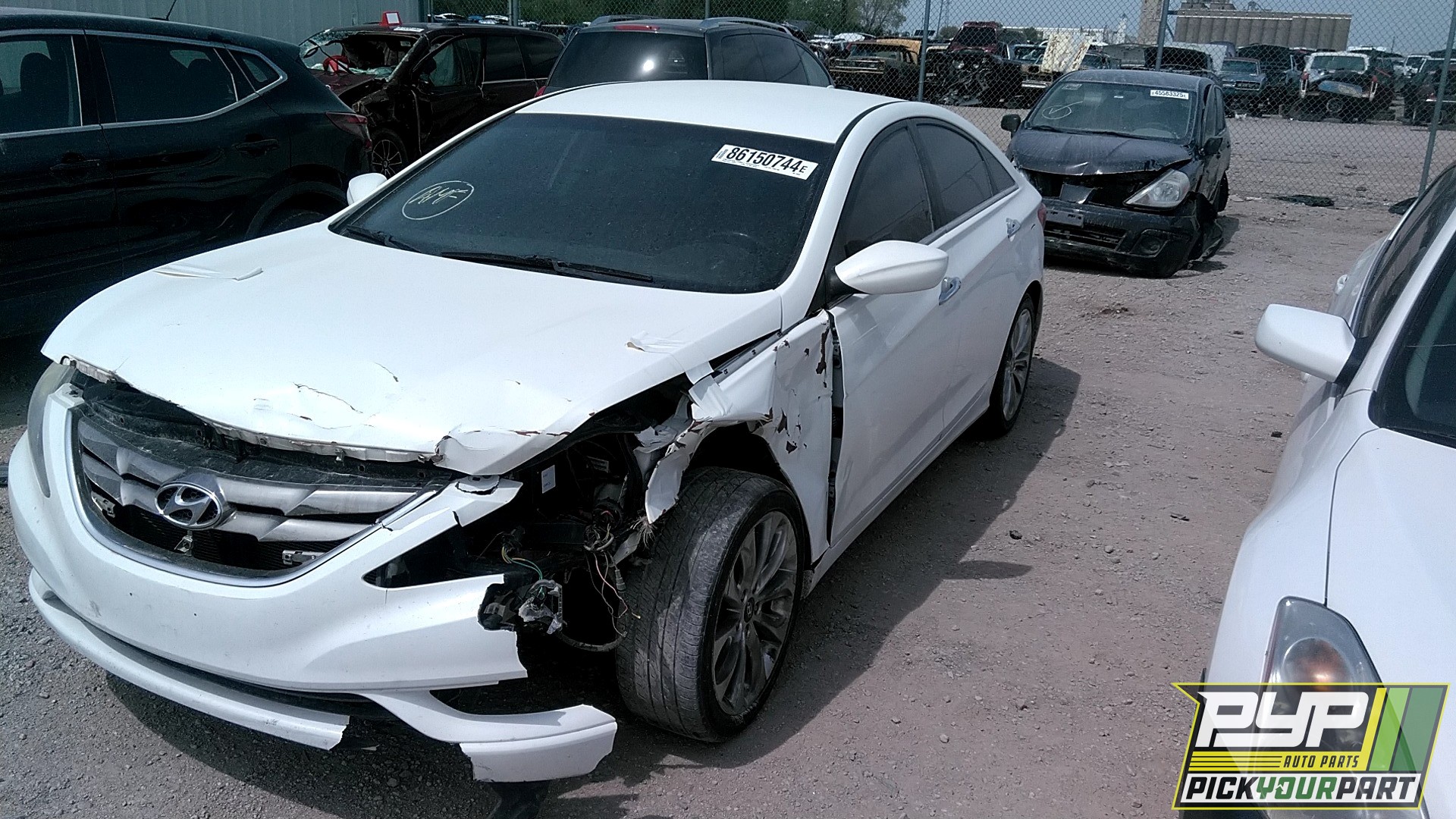 2013 HYUNDAI SONATA available for parts