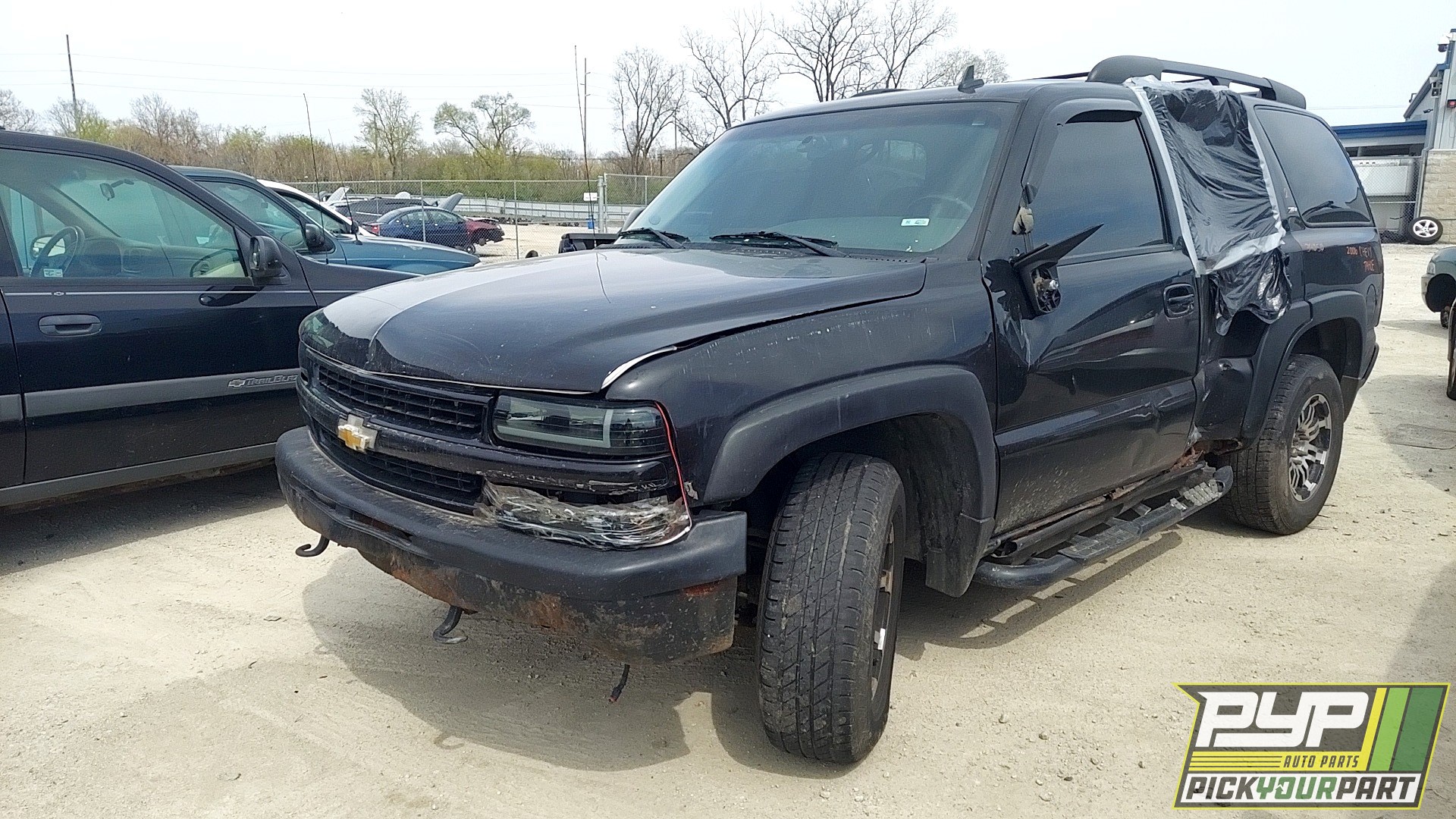 2006 CHEVROLET TAHOE available for parts