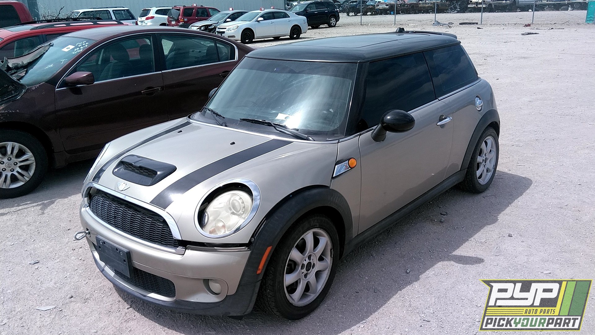 2009 MINI COOPER available for parts