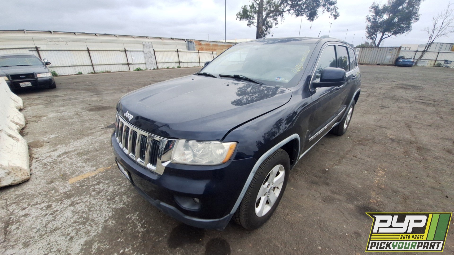 2011 JEEP GRAND CHEROKEE partes disponibles