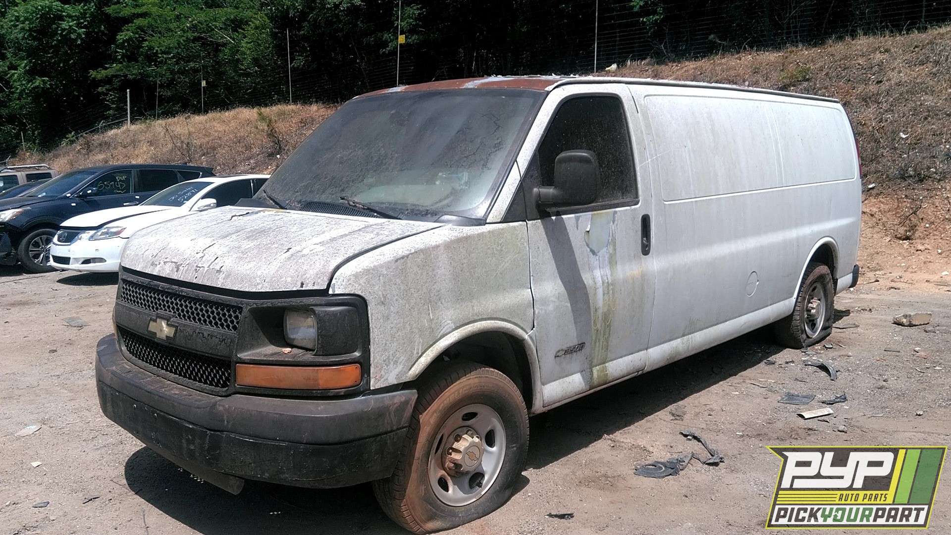 2006 CHEVROLET EXPRESS 3500 partes disponibles