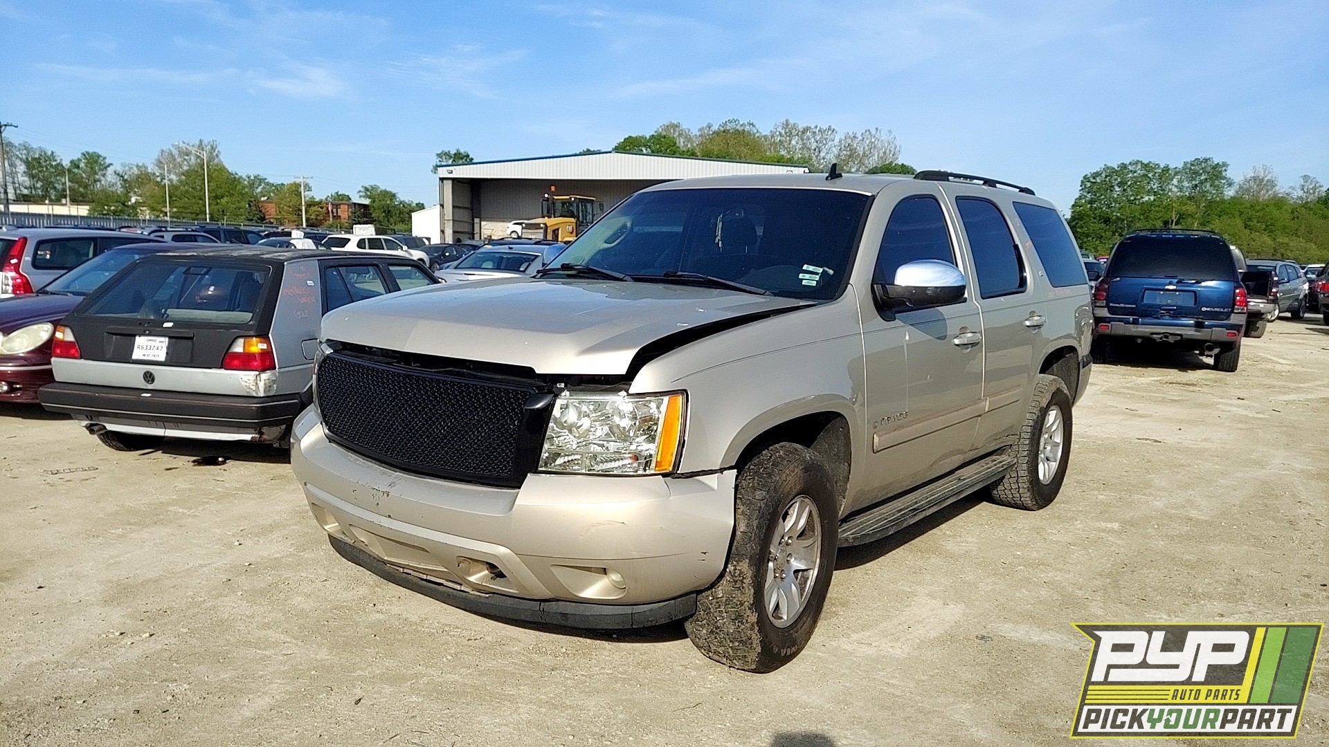 2007 CHEVROLET TAHOE available for parts