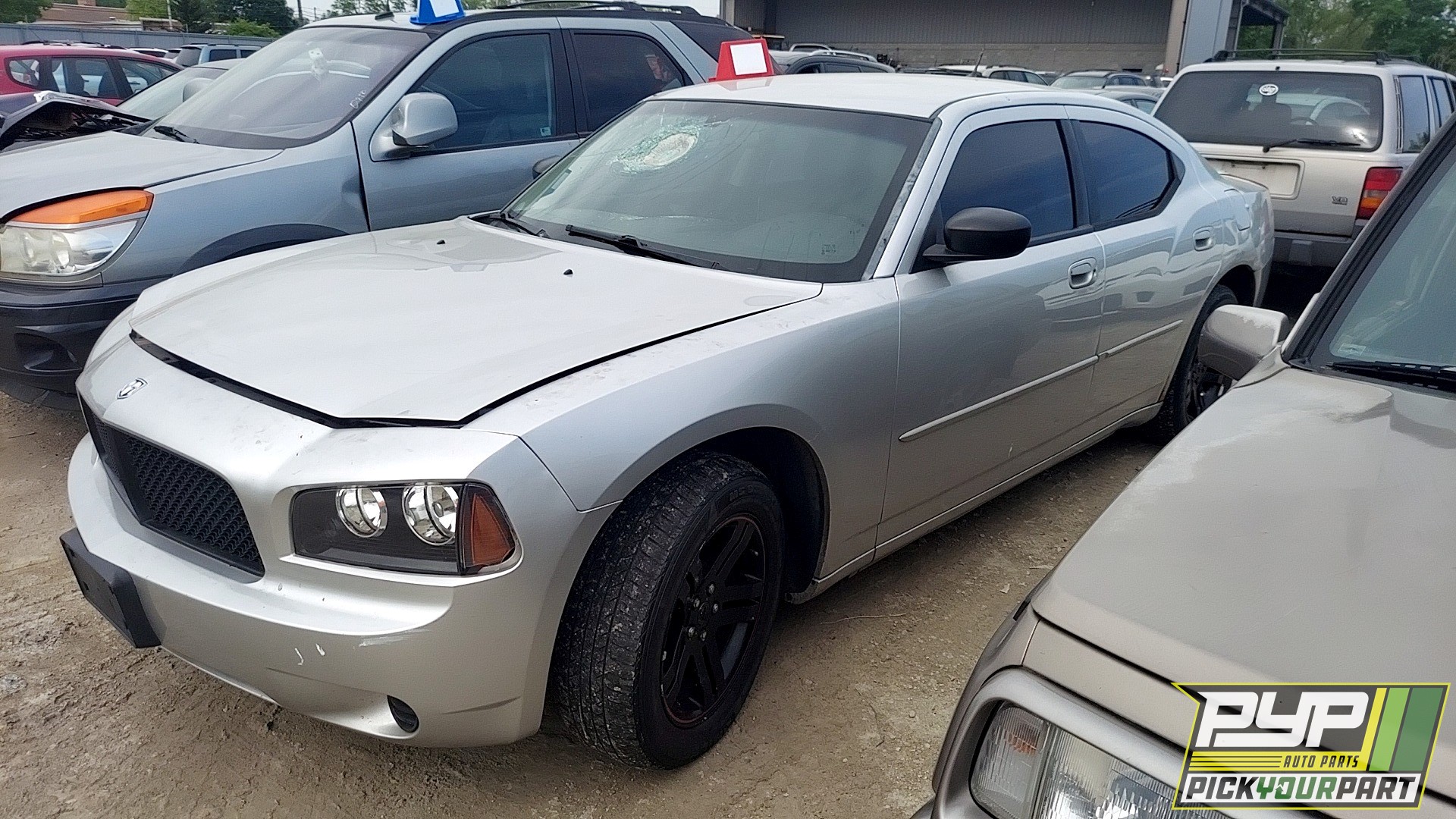 2008 DODGE CHARGER available for parts
