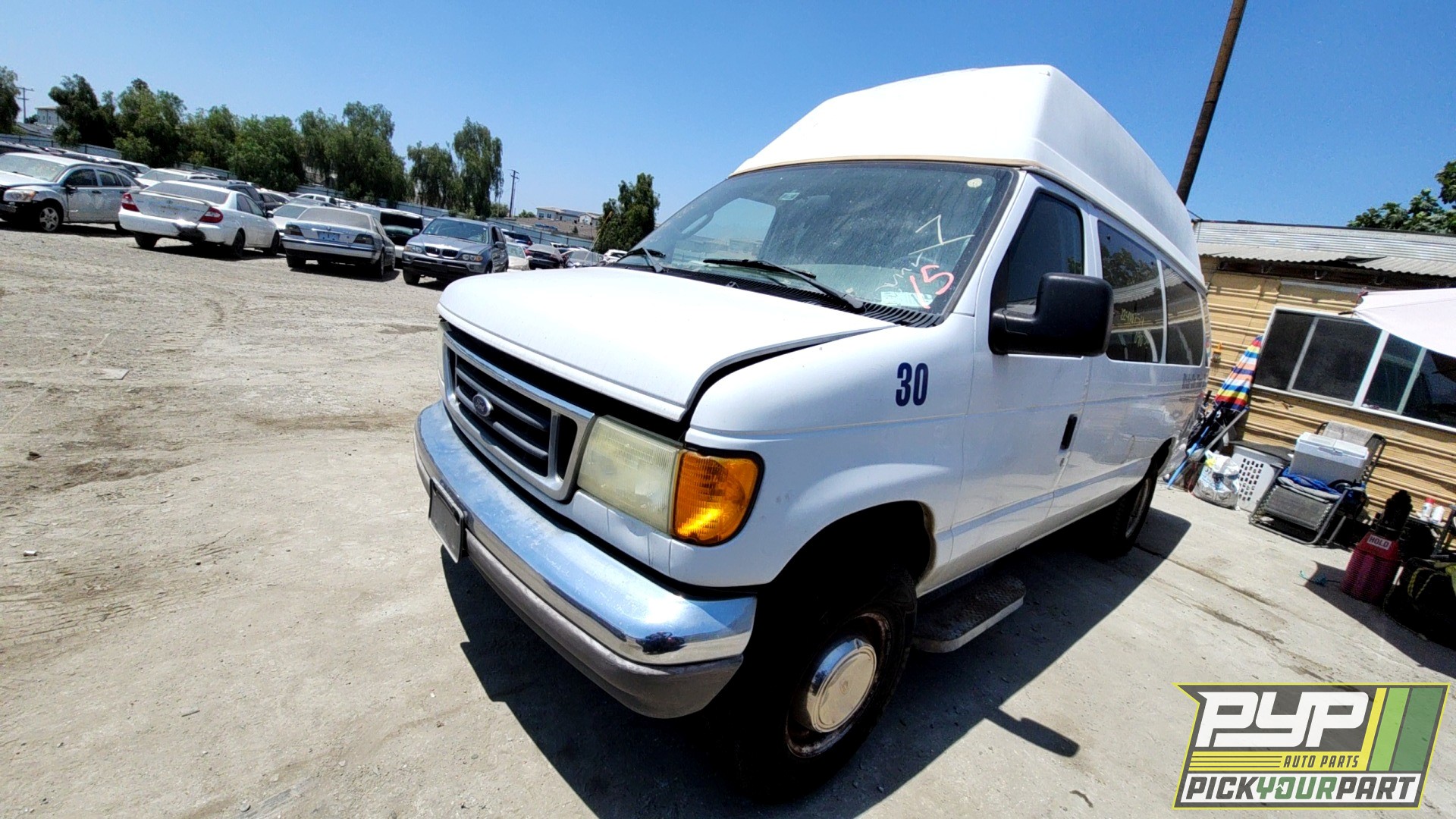2004 FORD E-250 available for parts