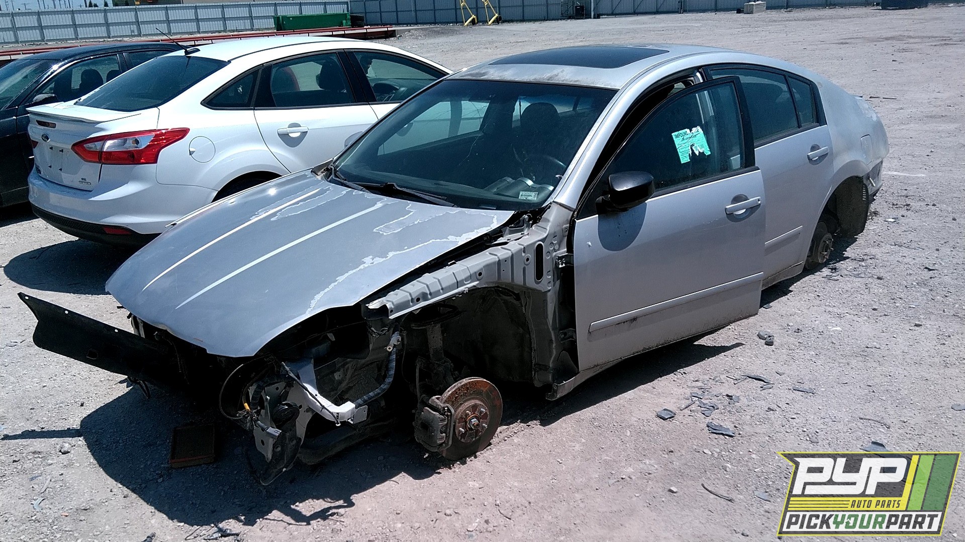 2004 NISSAN MAXIMA available for parts
