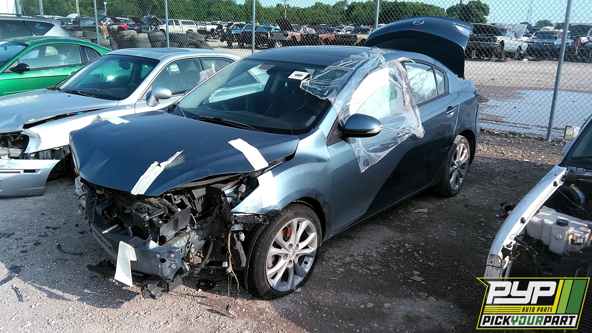2010 MAZDA 3 available for parts