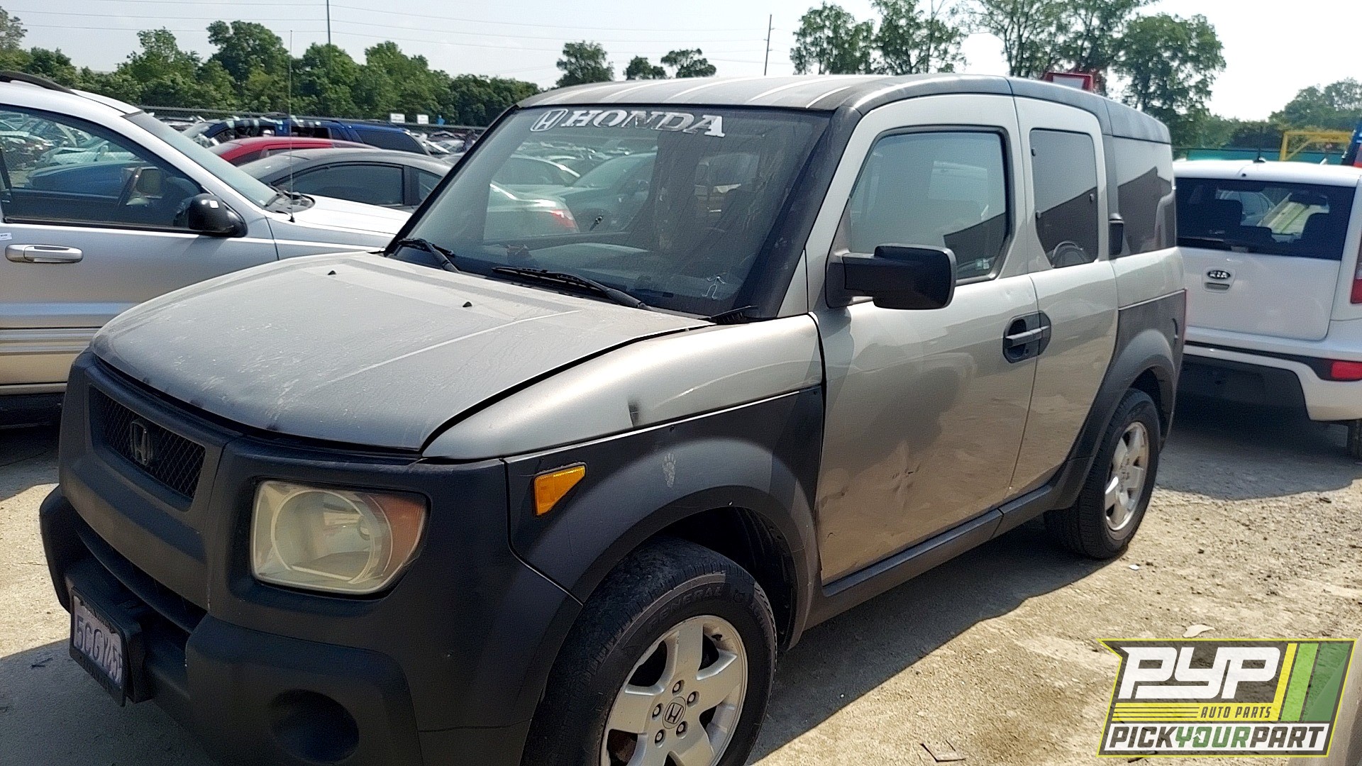 2003 HONDA ELEMENT available for parts