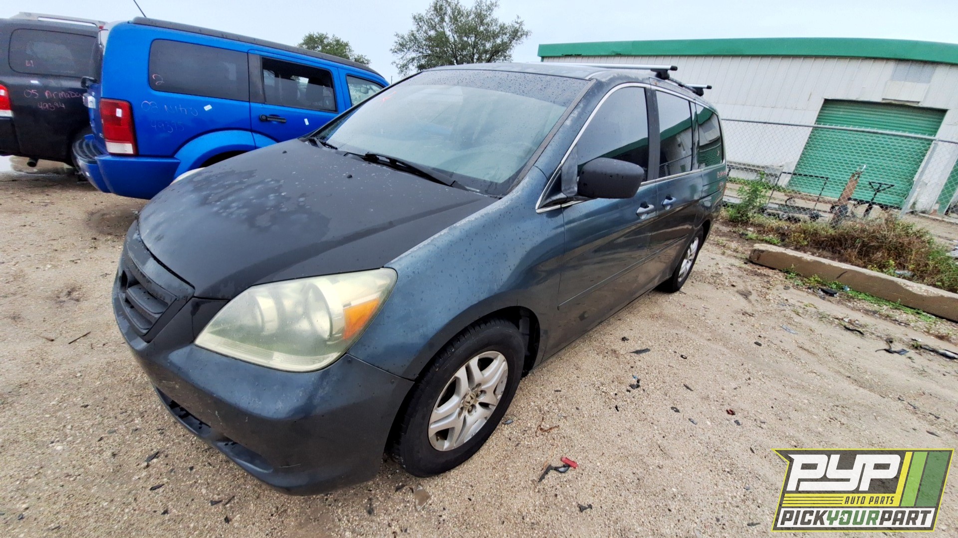 2005 HONDA ODYSSEY available for parts