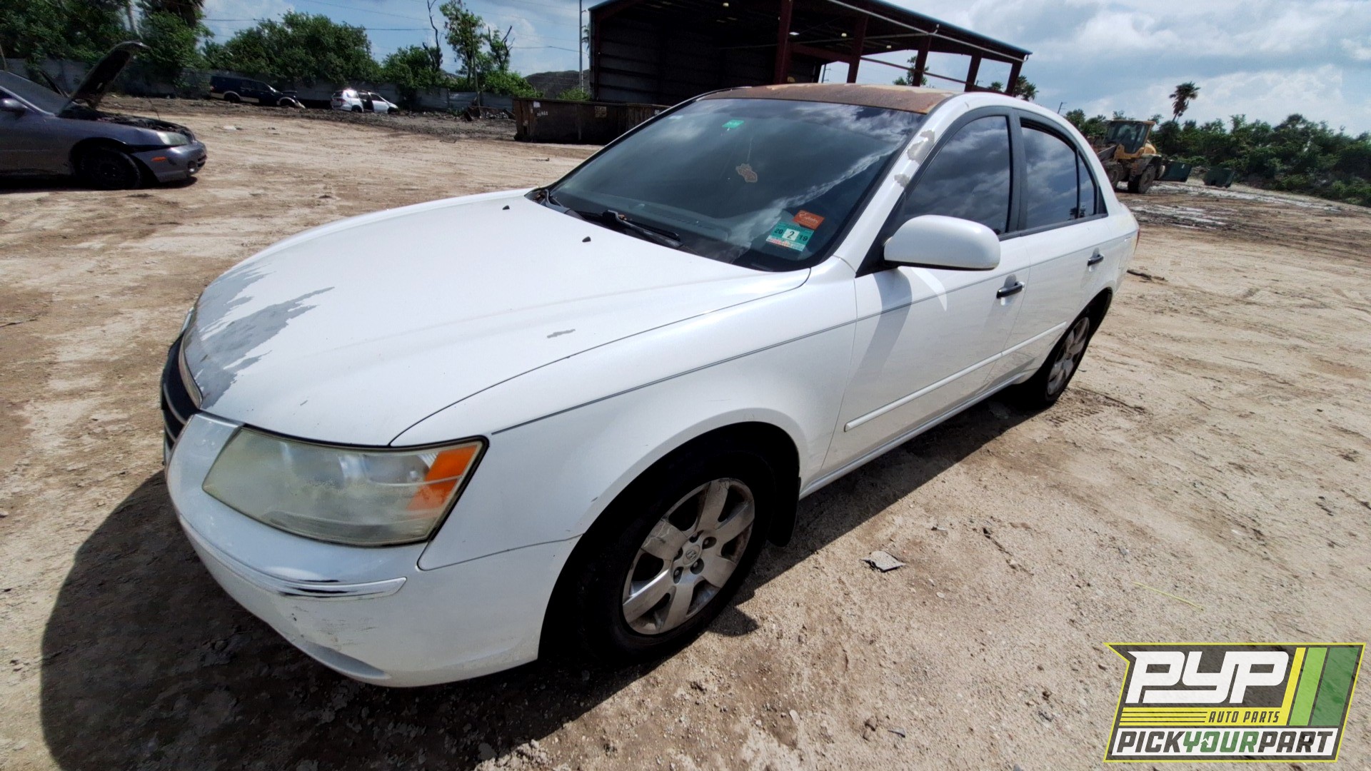 2010 HYUNDAI SONATA available for parts