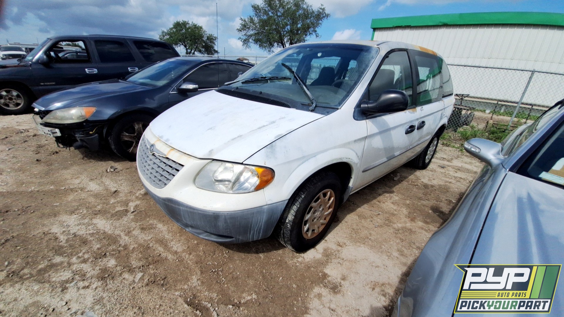 2002 CHRYSLER VOYAGER partes disponibles