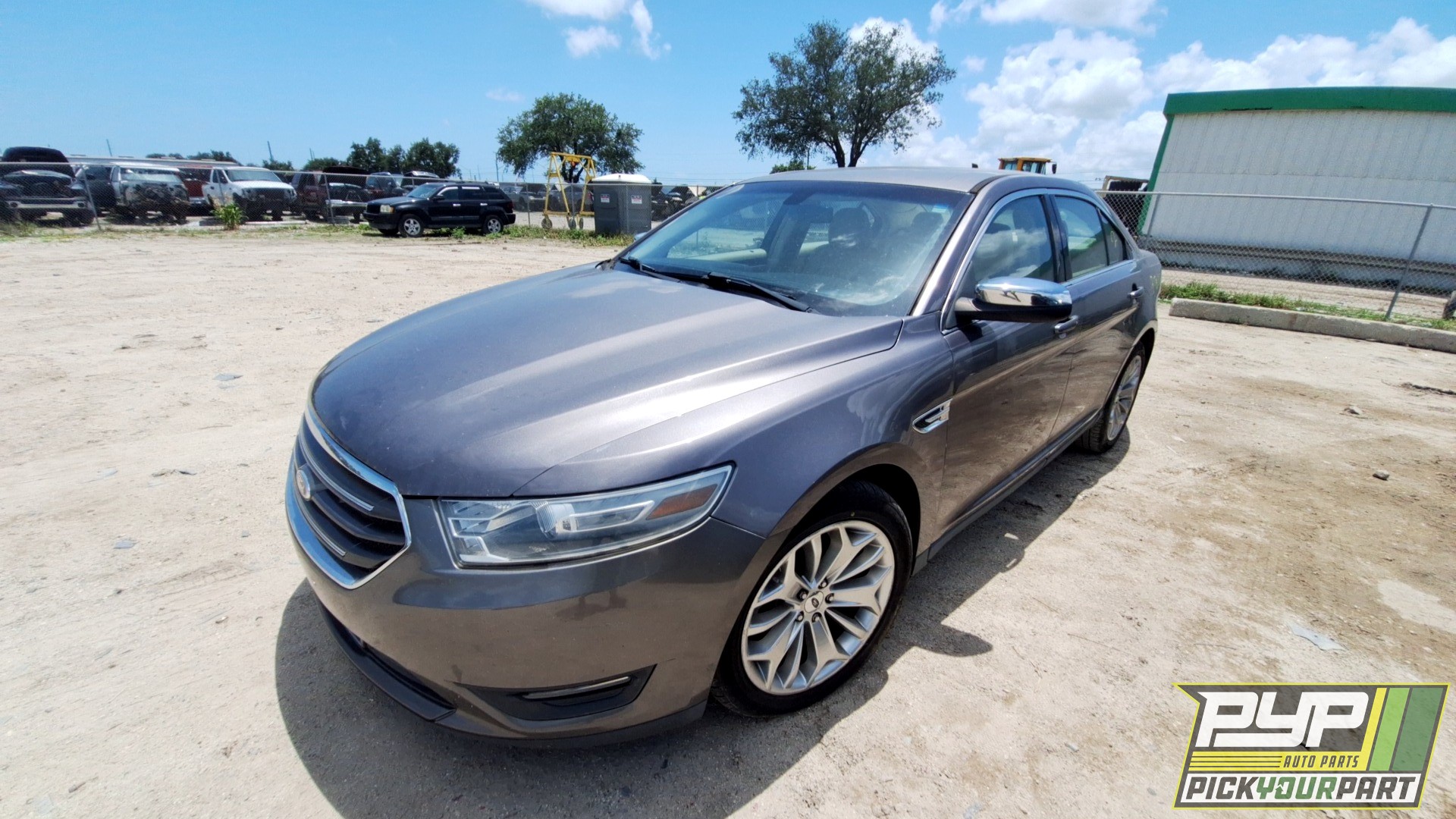 2013 FORD TAURUS partes disponibles