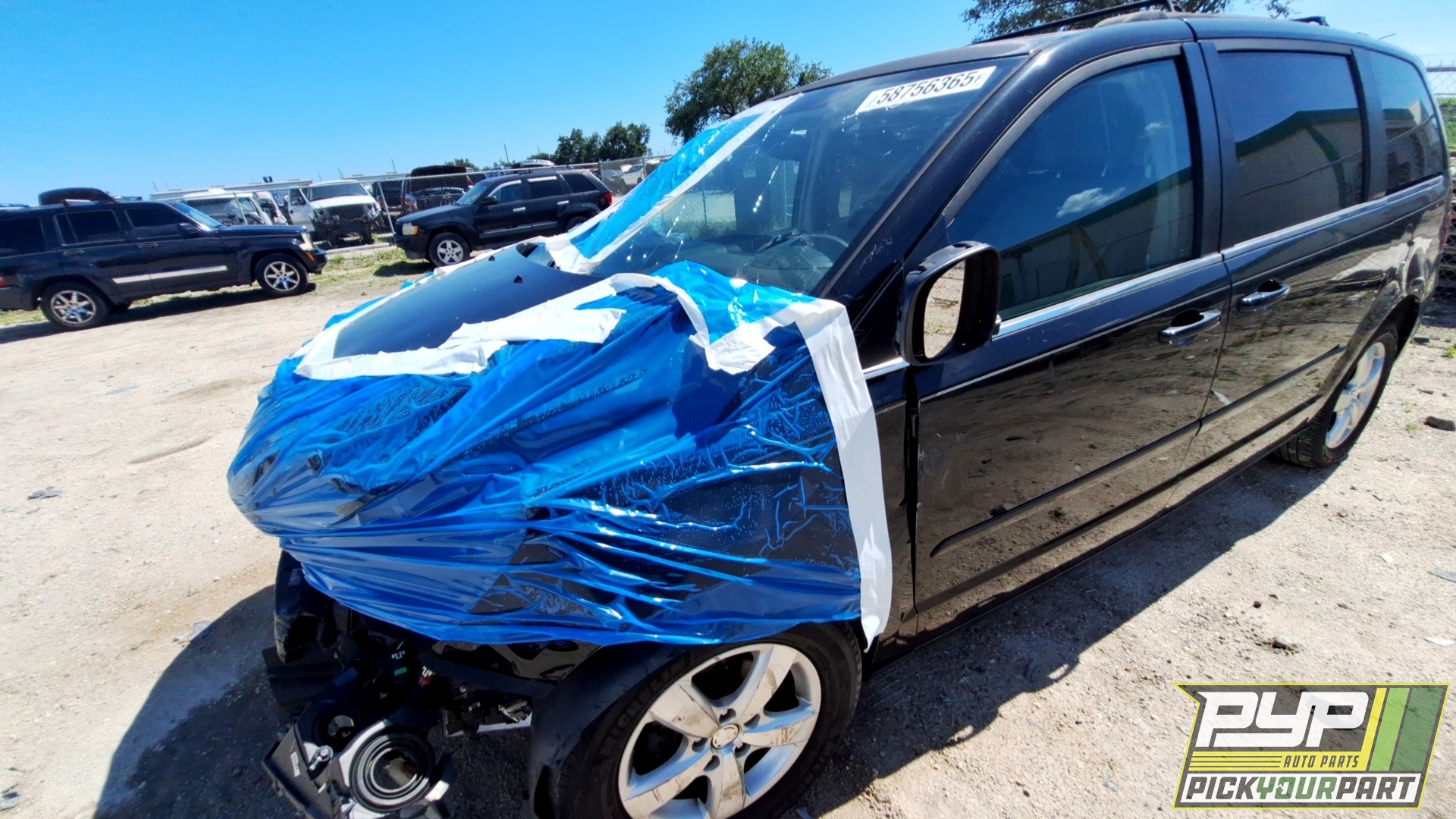 2011 VOLKSWAGEN ROUTAN partes disponibles