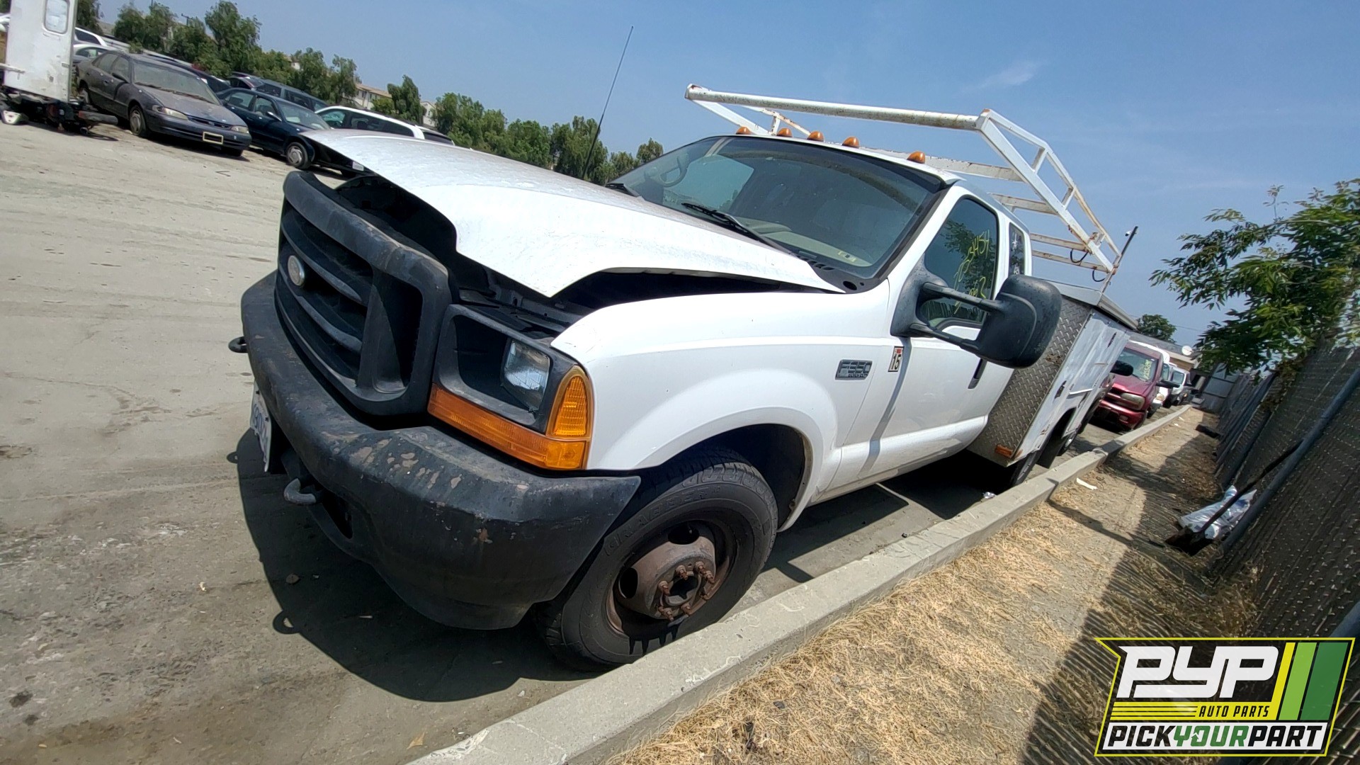 2000 FORD F-350 SUPER DUTY available for parts
