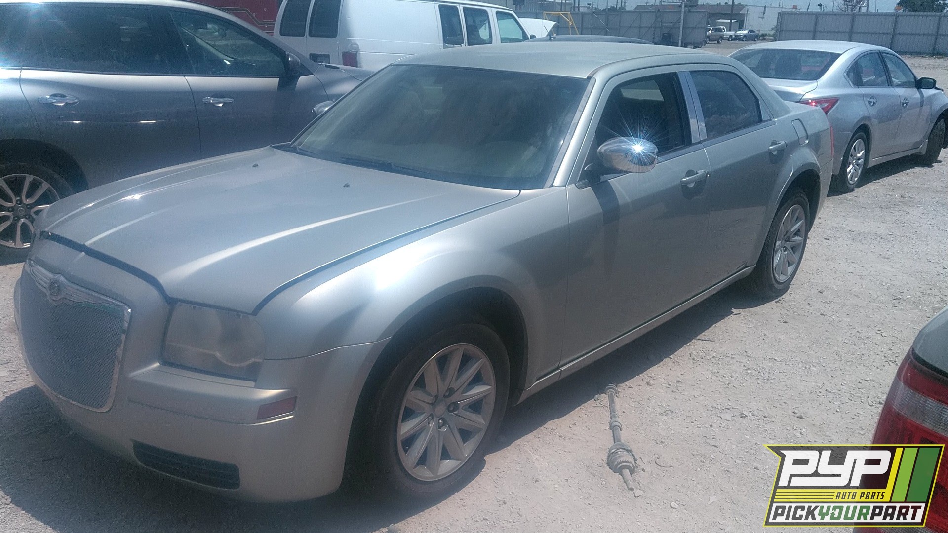 2006 CHRYSLER 300 partes disponibles