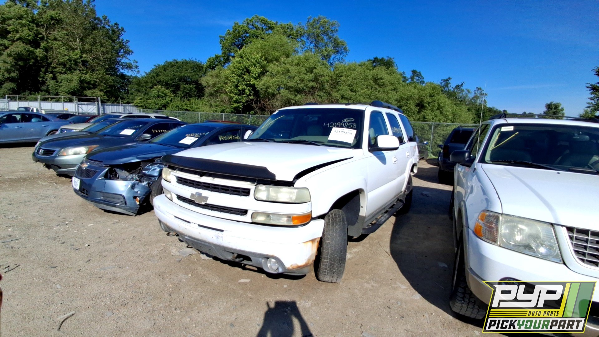 2003 CHEVROLET TAHOE partes disponibles