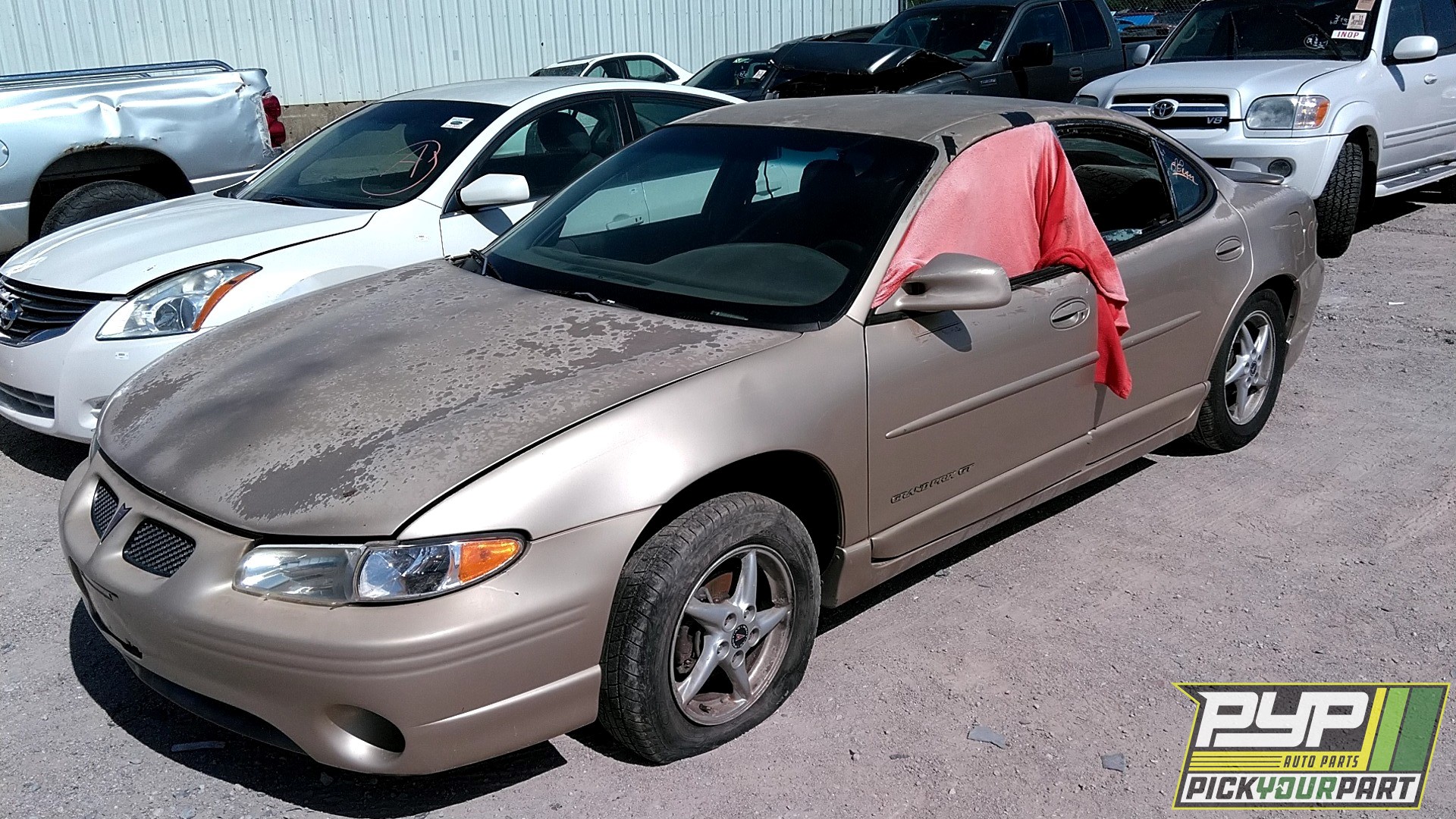 2000 PONTIAC GRAND PRIX available for parts