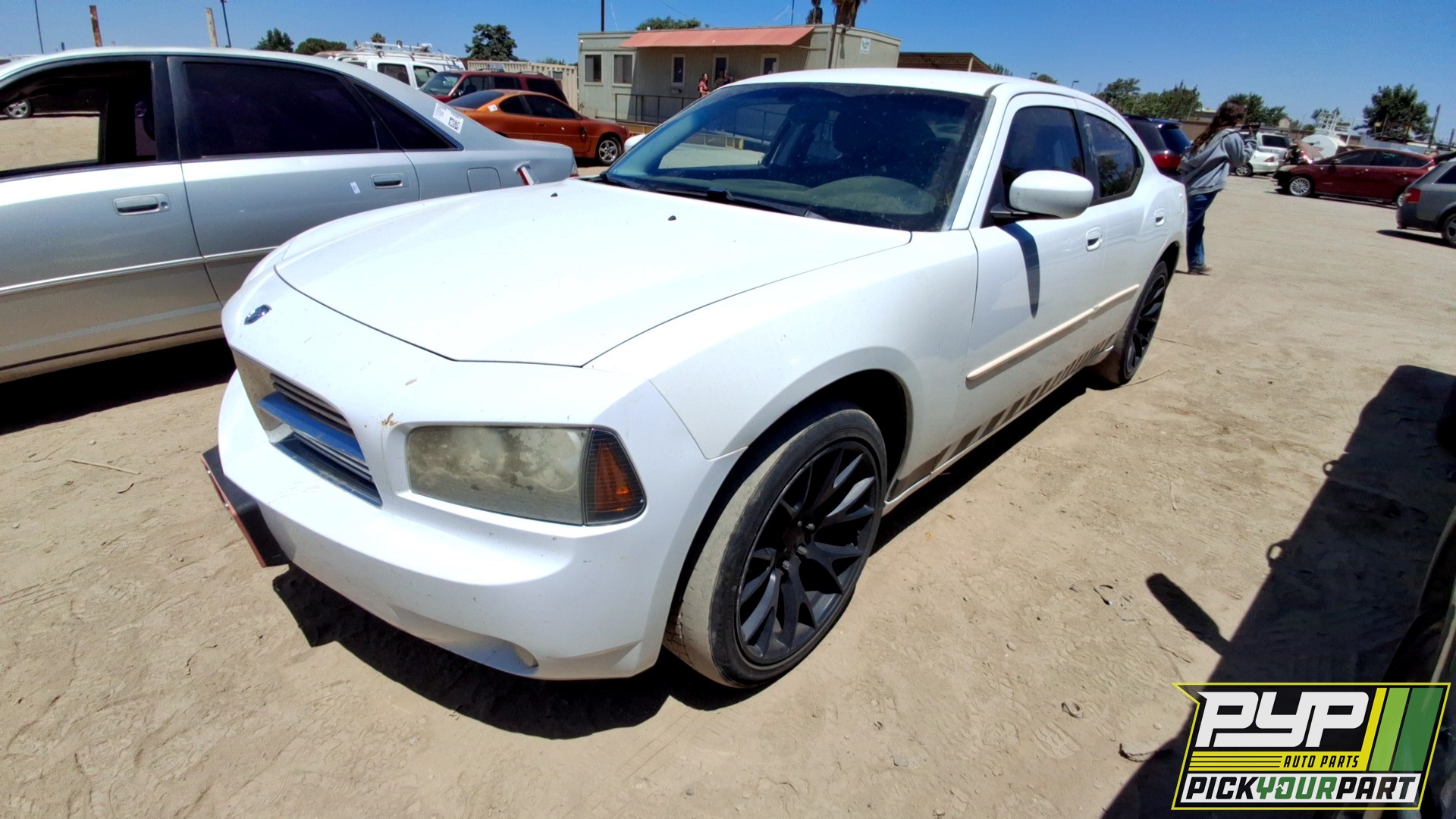 2010 DODGE CHARGER partes disponibles