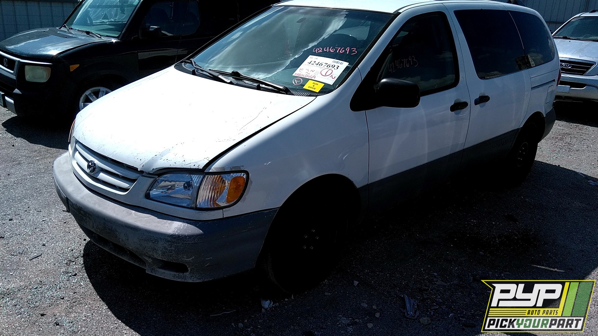 2002 TOYOTA SIENNA partes disponibles
