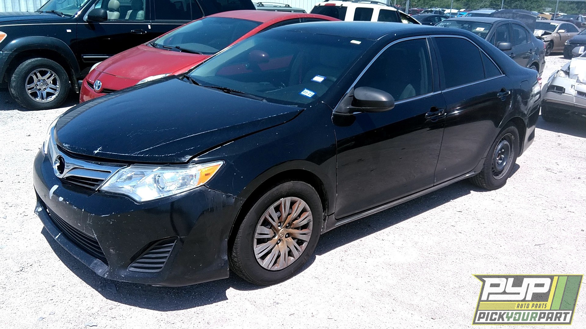 2014 TOYOTA CAMRY available for parts