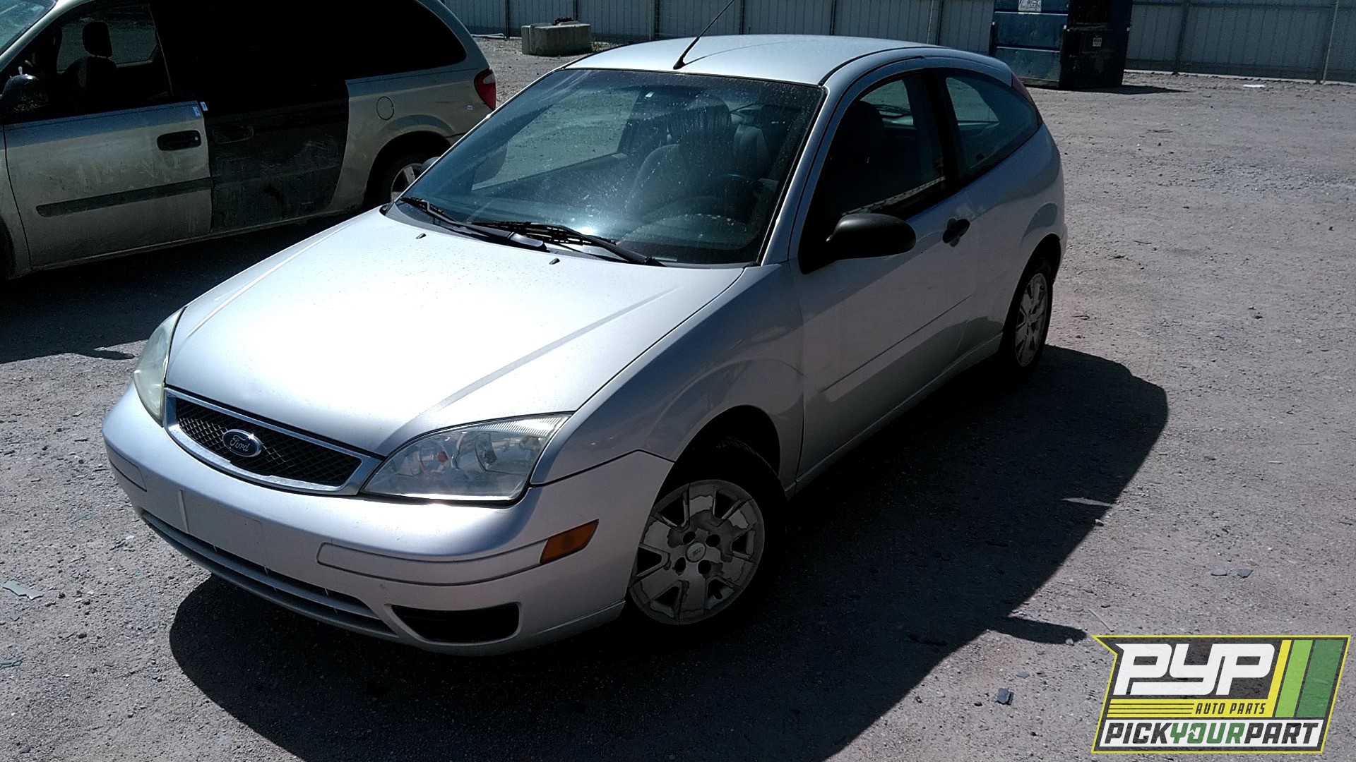 2007 FORD FOCUS available for parts