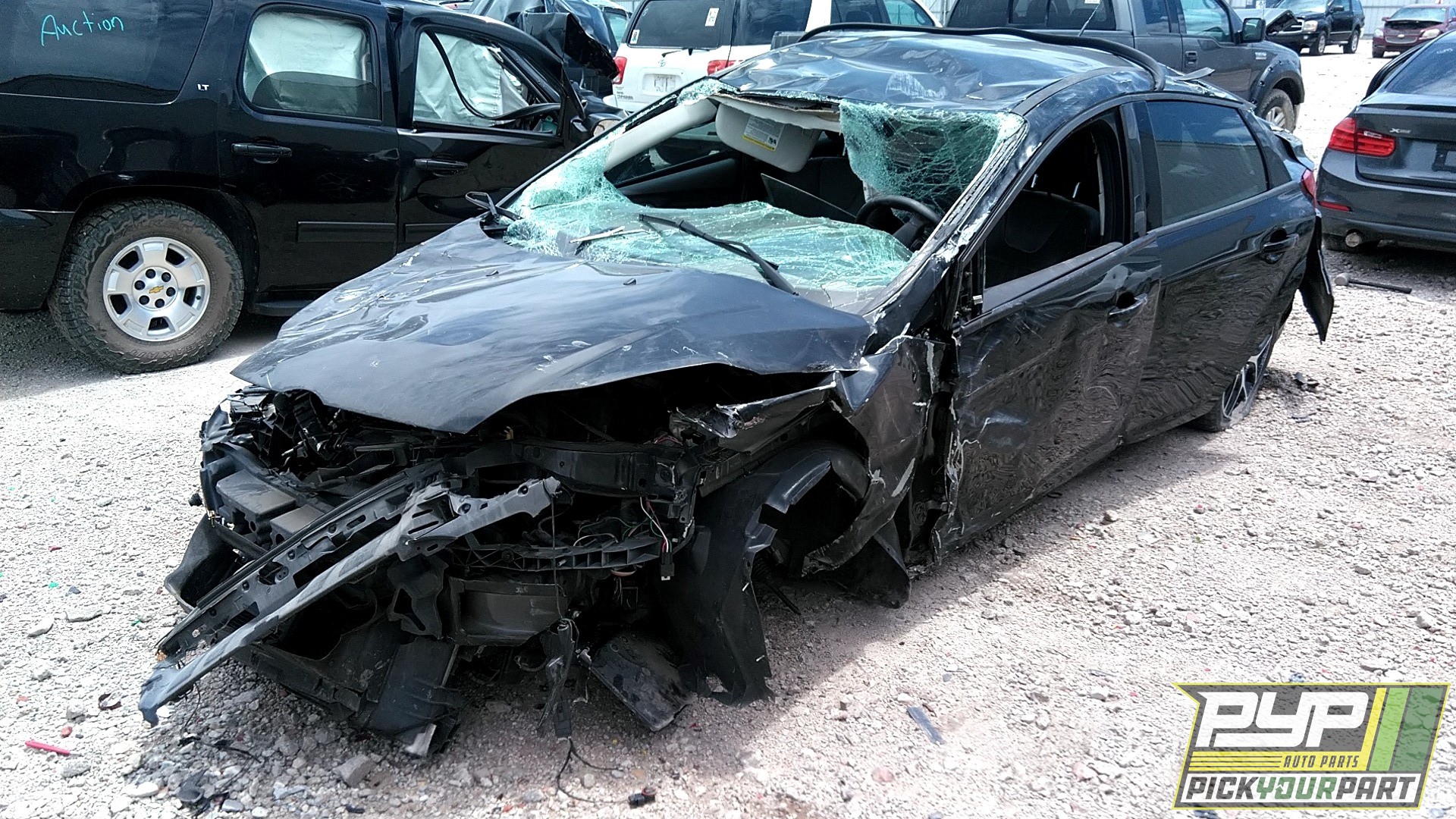 2014 FORD FOCUS available for parts