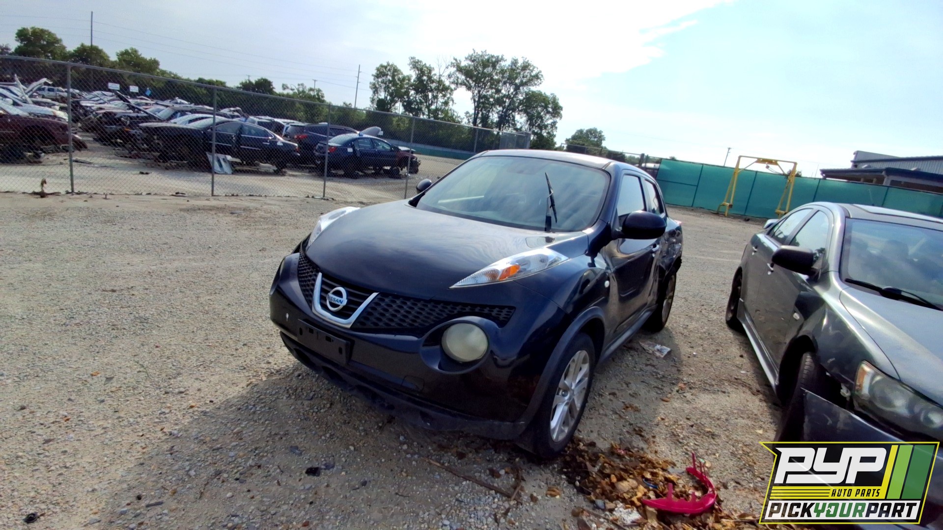 2011 NISSAN JUKE available for parts